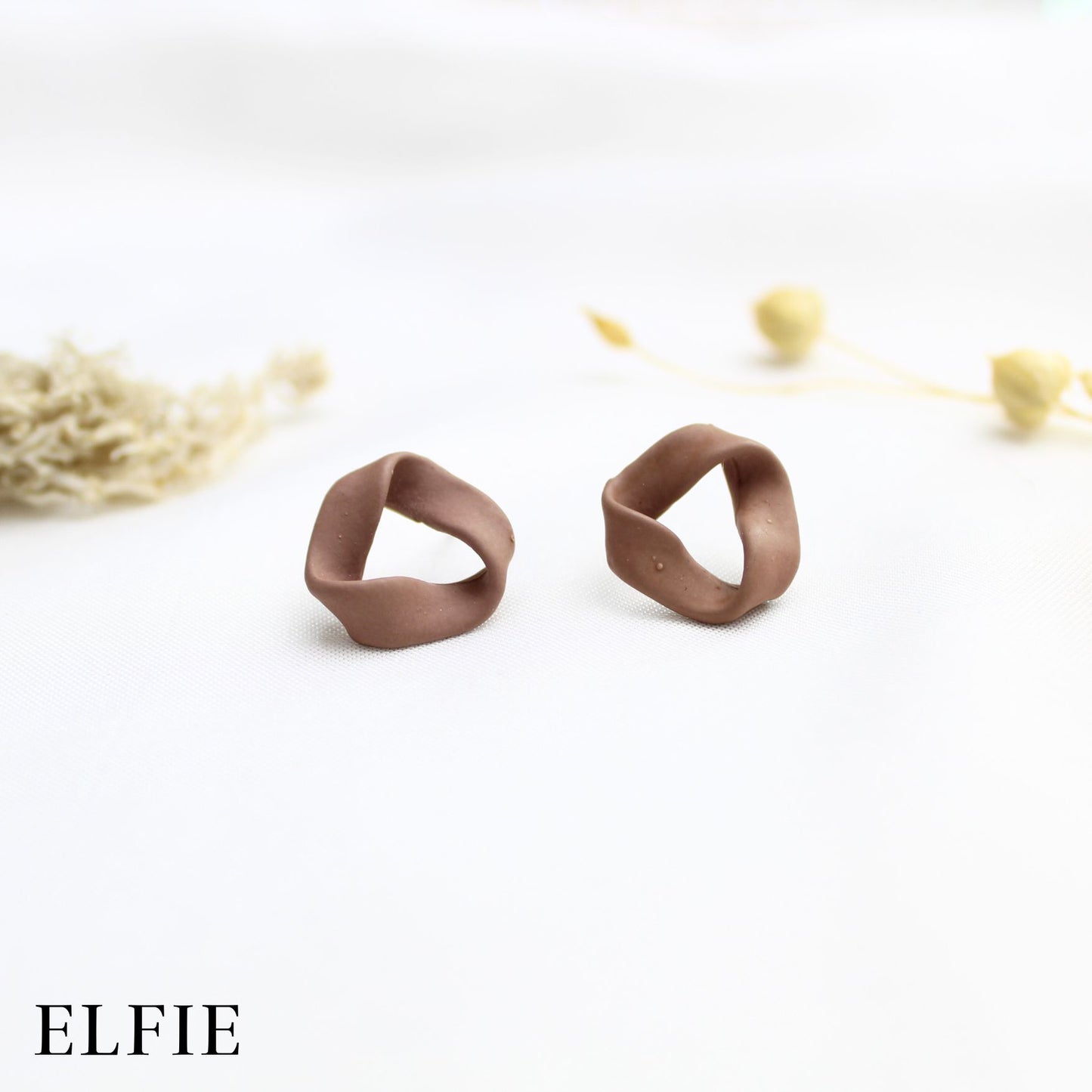 Brown Rope Design Stud Earring