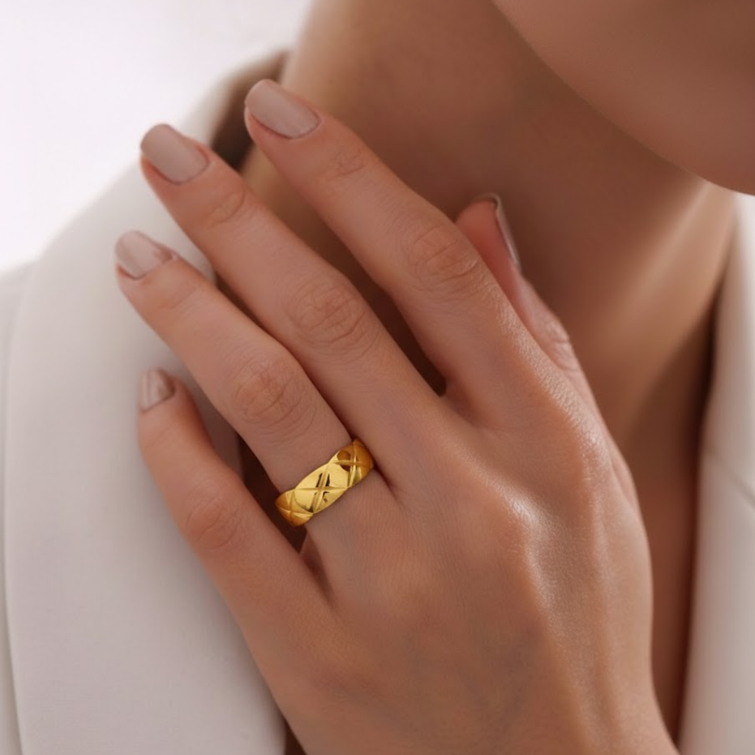 Calista Silver Titanium Ring