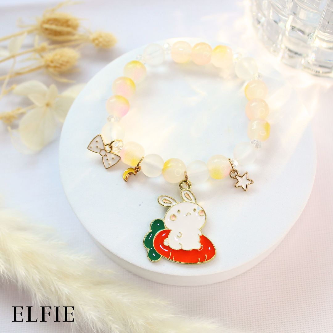 Crystal Yellow Rabbit & The Carrot Glass Bracelet