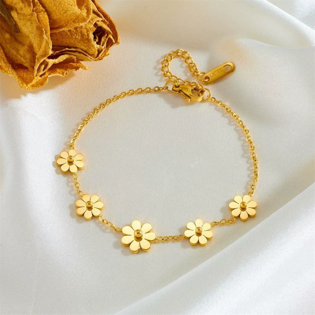 Daisy Reverie Titanium Jewelry Set