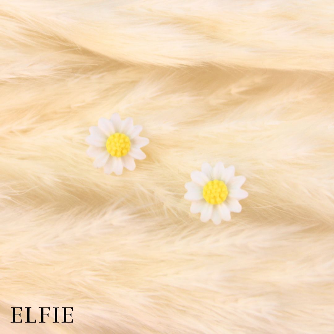 Daisy Stud Earring