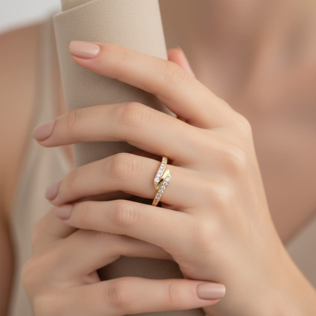 Elva Gold Titanium Ring