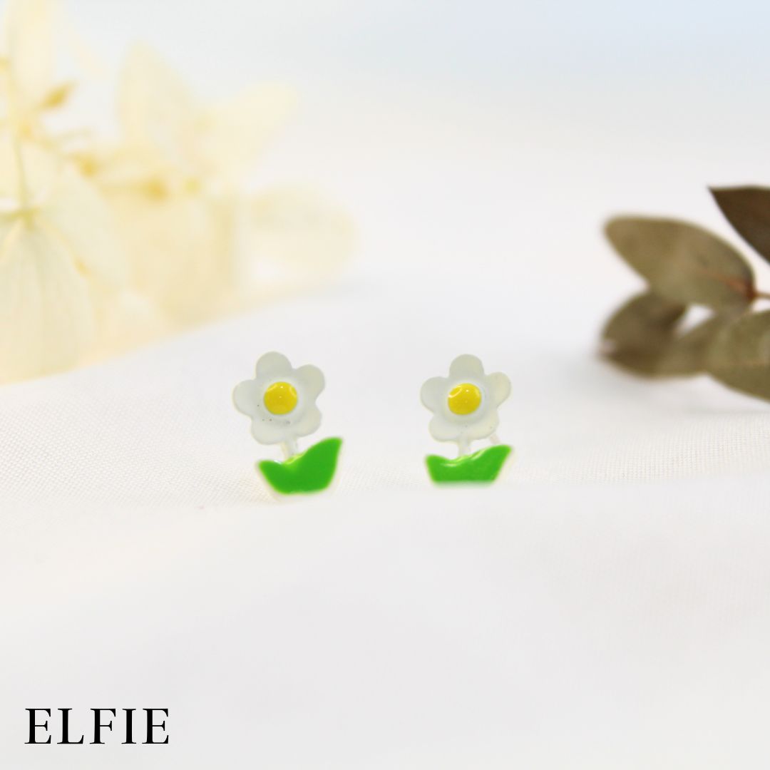 Glossy Daisy Flower Stud Earring
