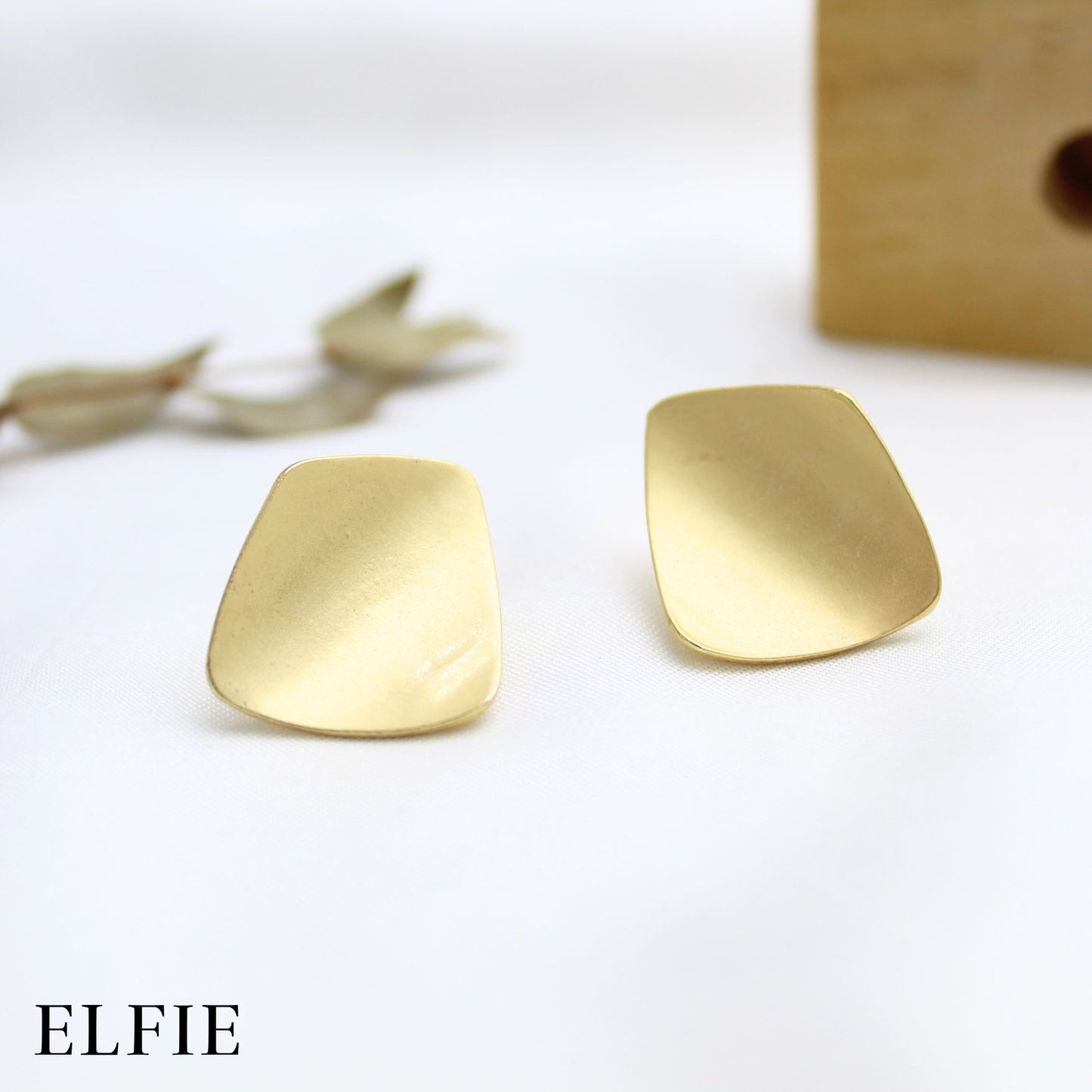 Golden Guitar Picker Stud Earring