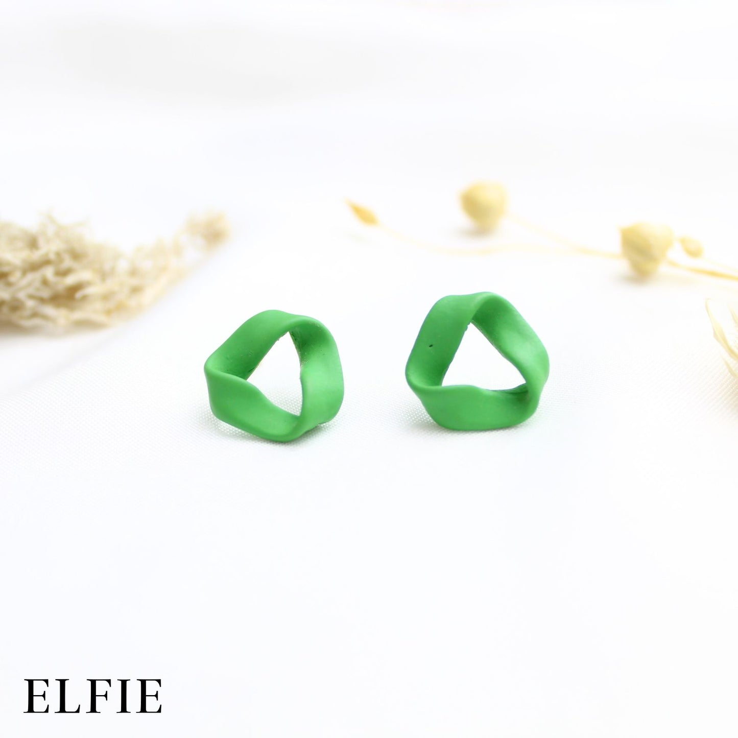 Green Rope Design Stud Earring