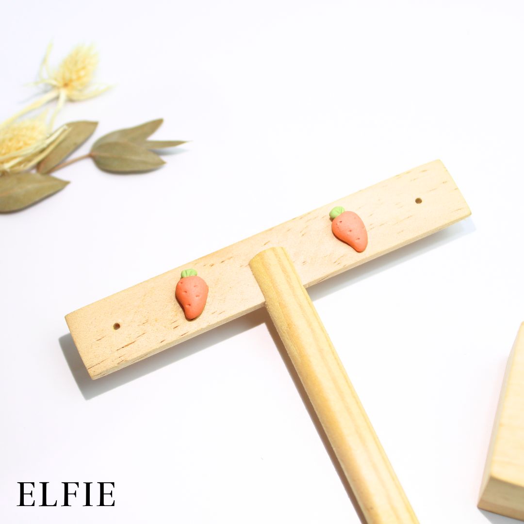 Mini Carrot Stud Earring