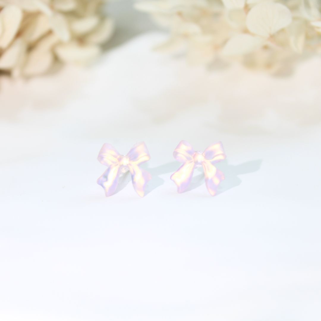 Pink Gradient Ribbon Stud Earring