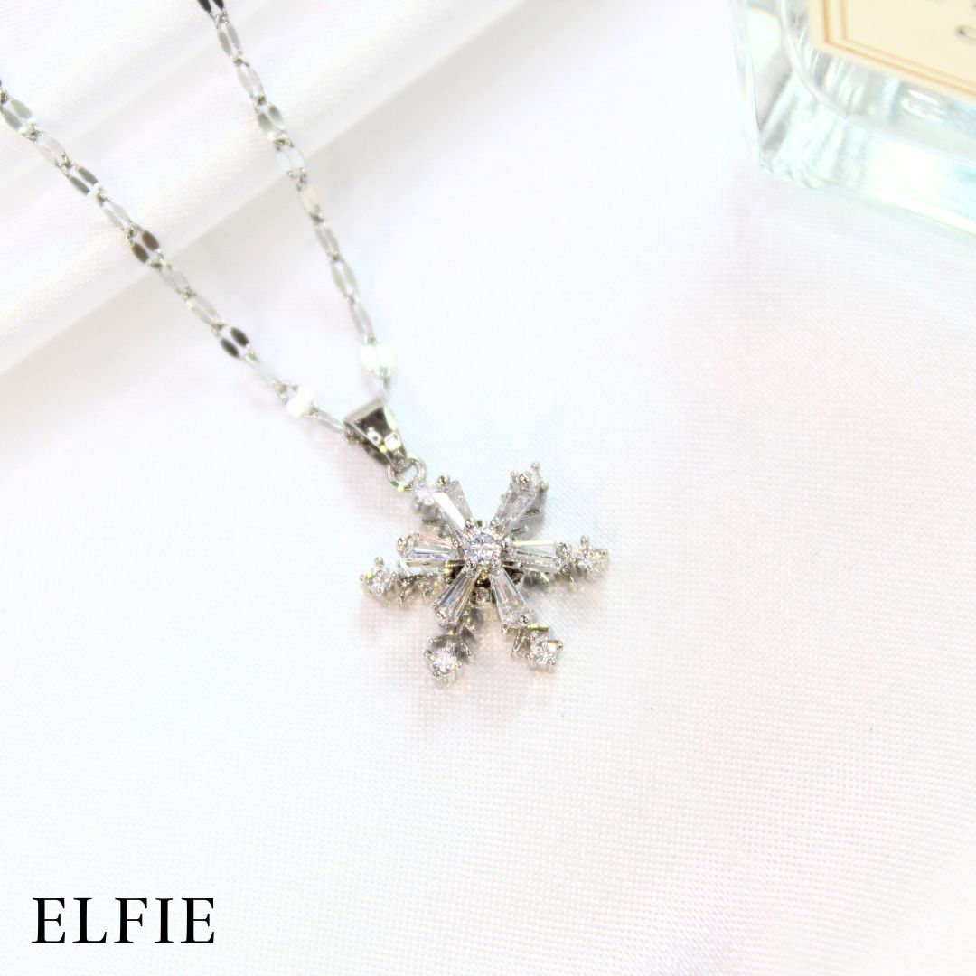 Silver Spinning Snowflake Titanium Necklace