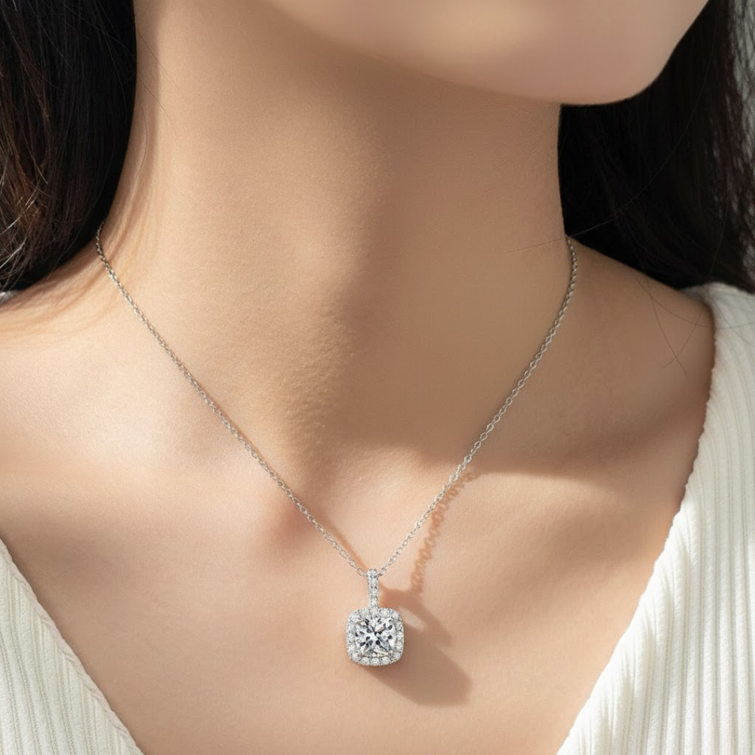 Velaya Silver Titanium Necklace