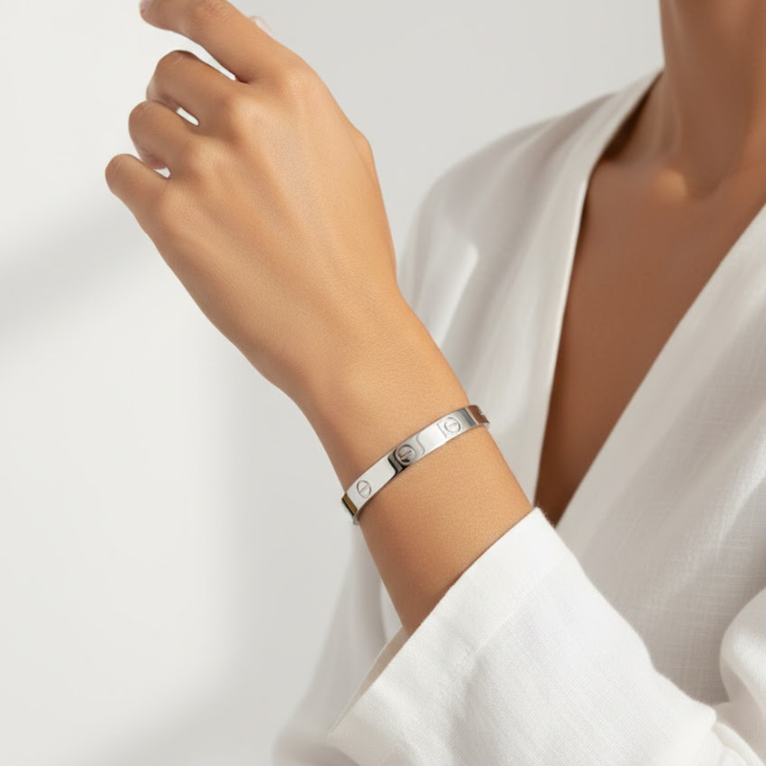 Solene Gold Titanium Bangle