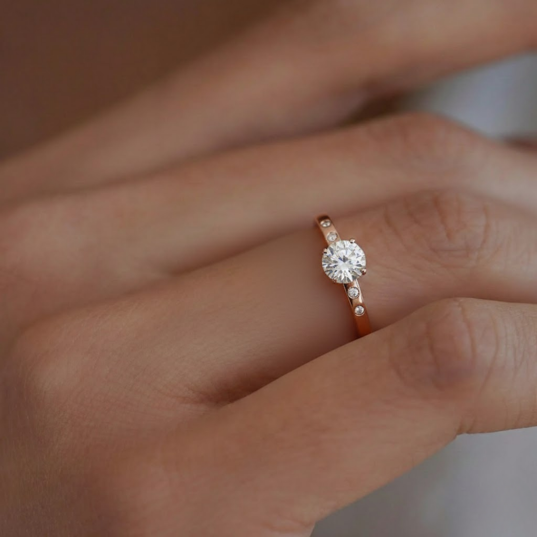 Oria Solitaire Gold Titanium Ring