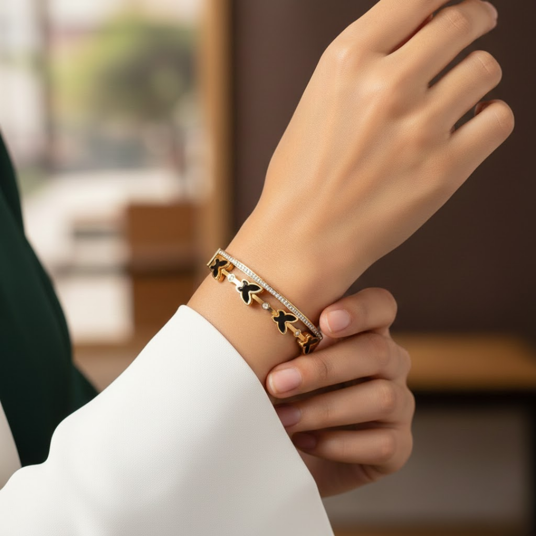 Papillon Link Gold Titanium Bangle
