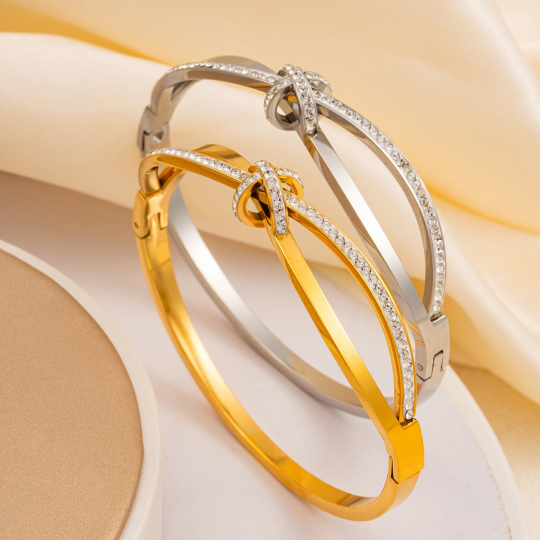 Althea Knot Silver Bangle