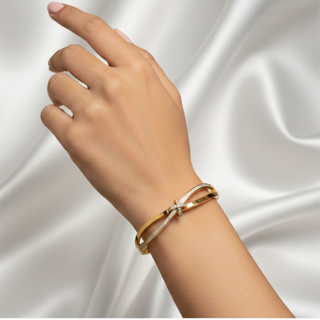 Althea Knot Silver Bangle