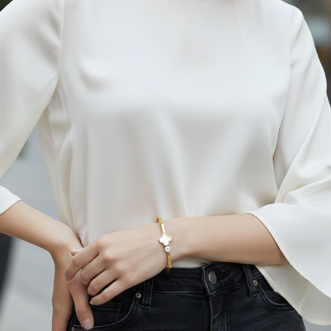 Aurelia Clover Silver Bangle
