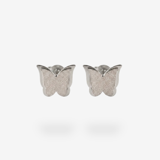 Pendiente de titanio plateado con forma de mariposa brillante