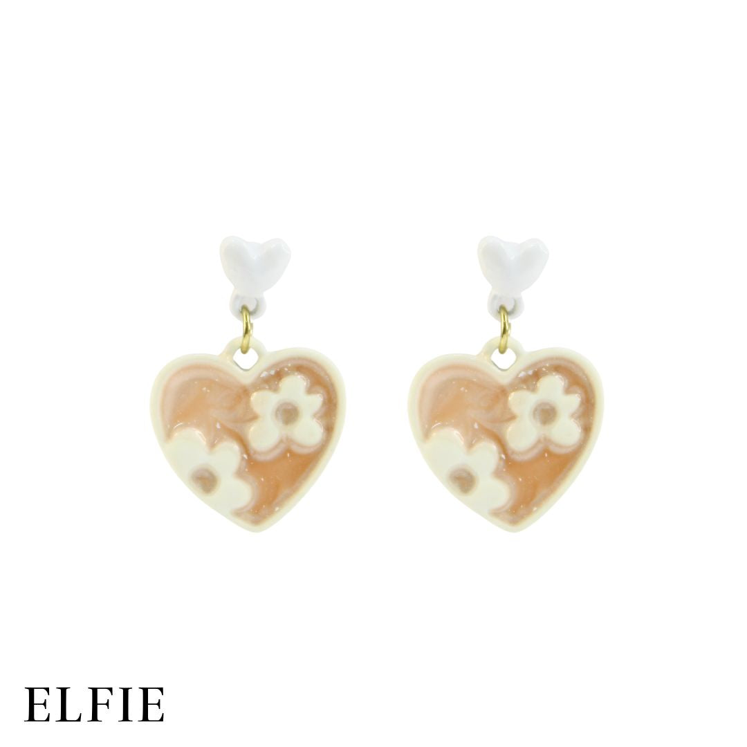 Daisy Flower Heart Stud Earring