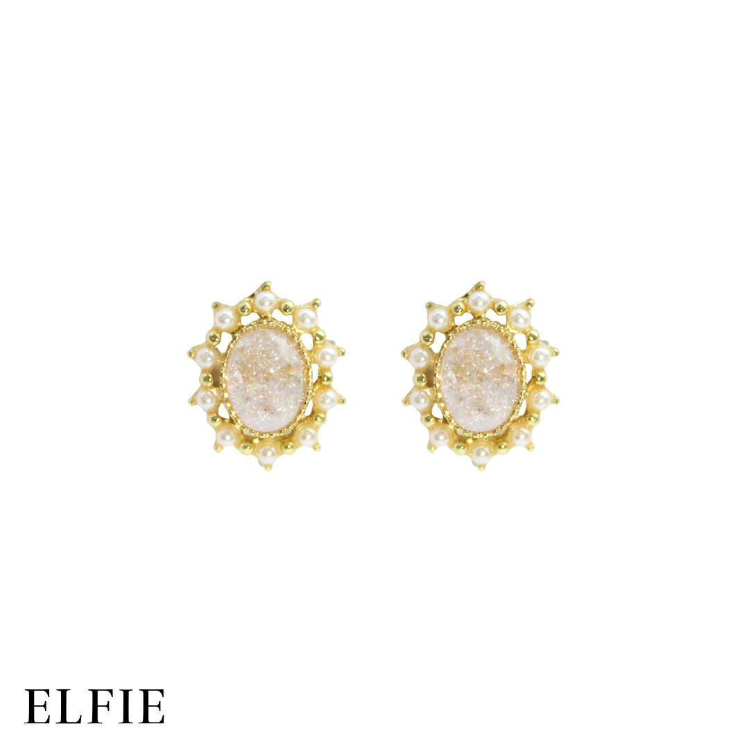 Golden White Diamond Stud Earring