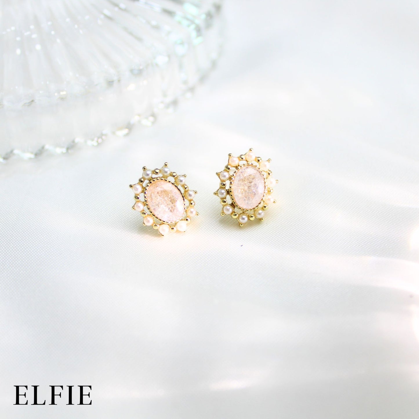Golden White Diamond Stud Earring