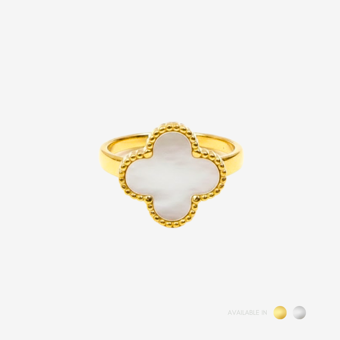 Grand Alhambra White Gold Titanium Ring