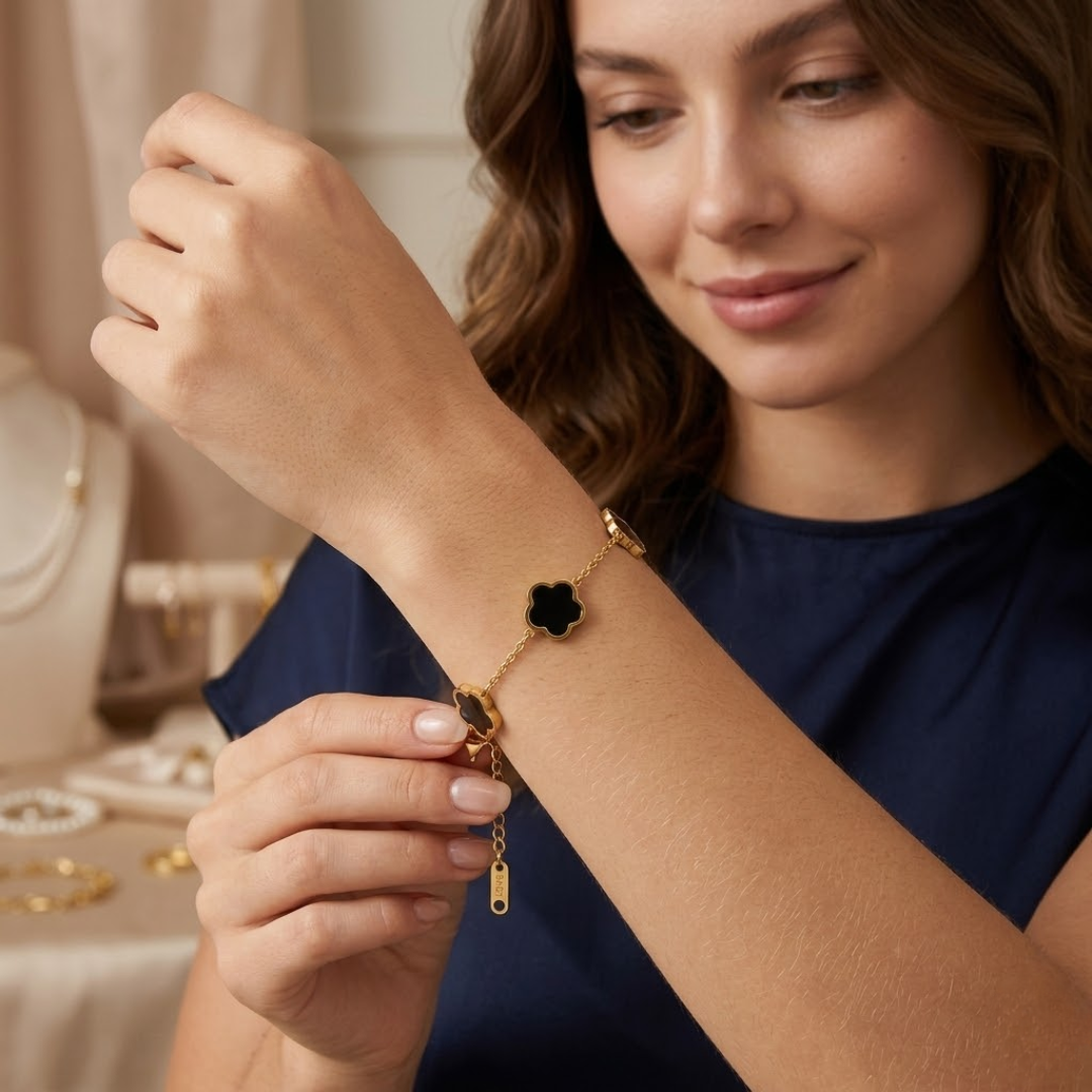 Maris Bloom Pearl White Titanium Bracelet