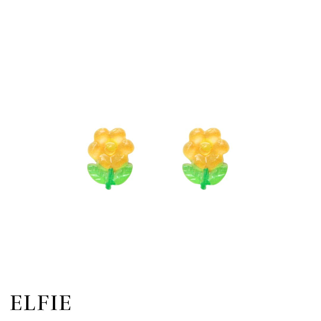 Dainty Flower Stud Earring