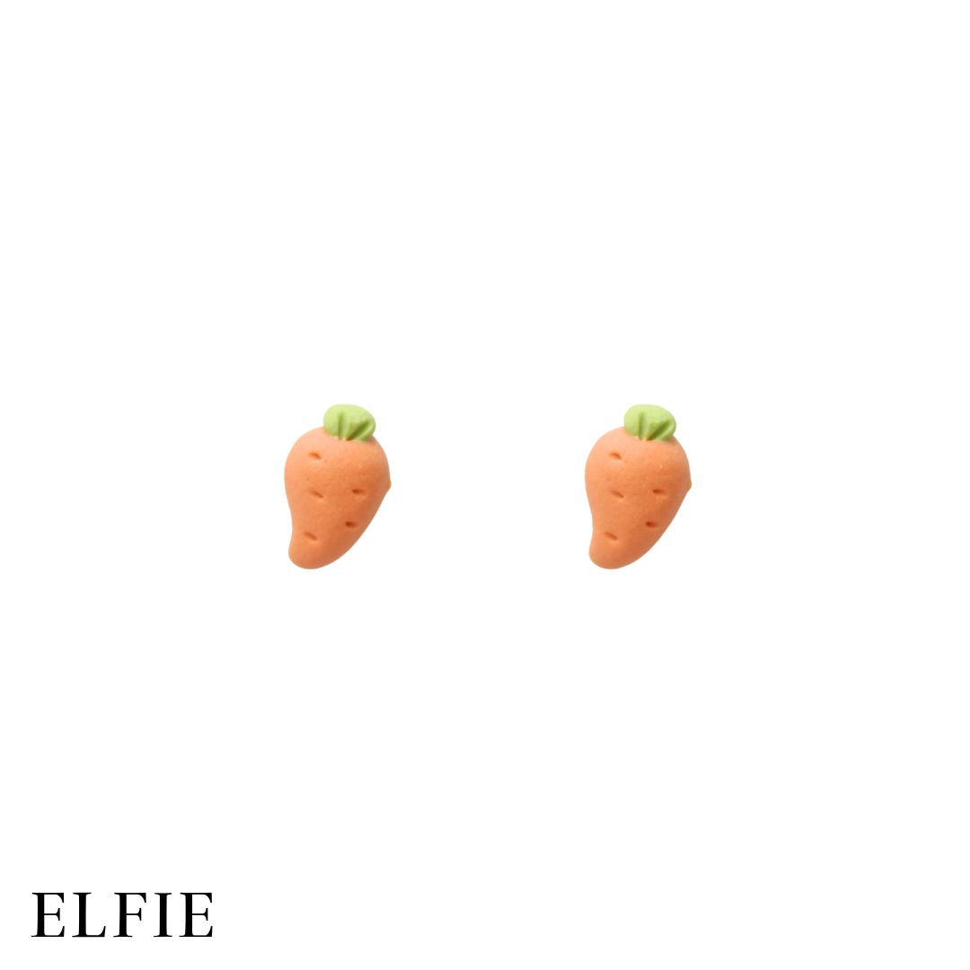 Mini Carrot Stud Earring