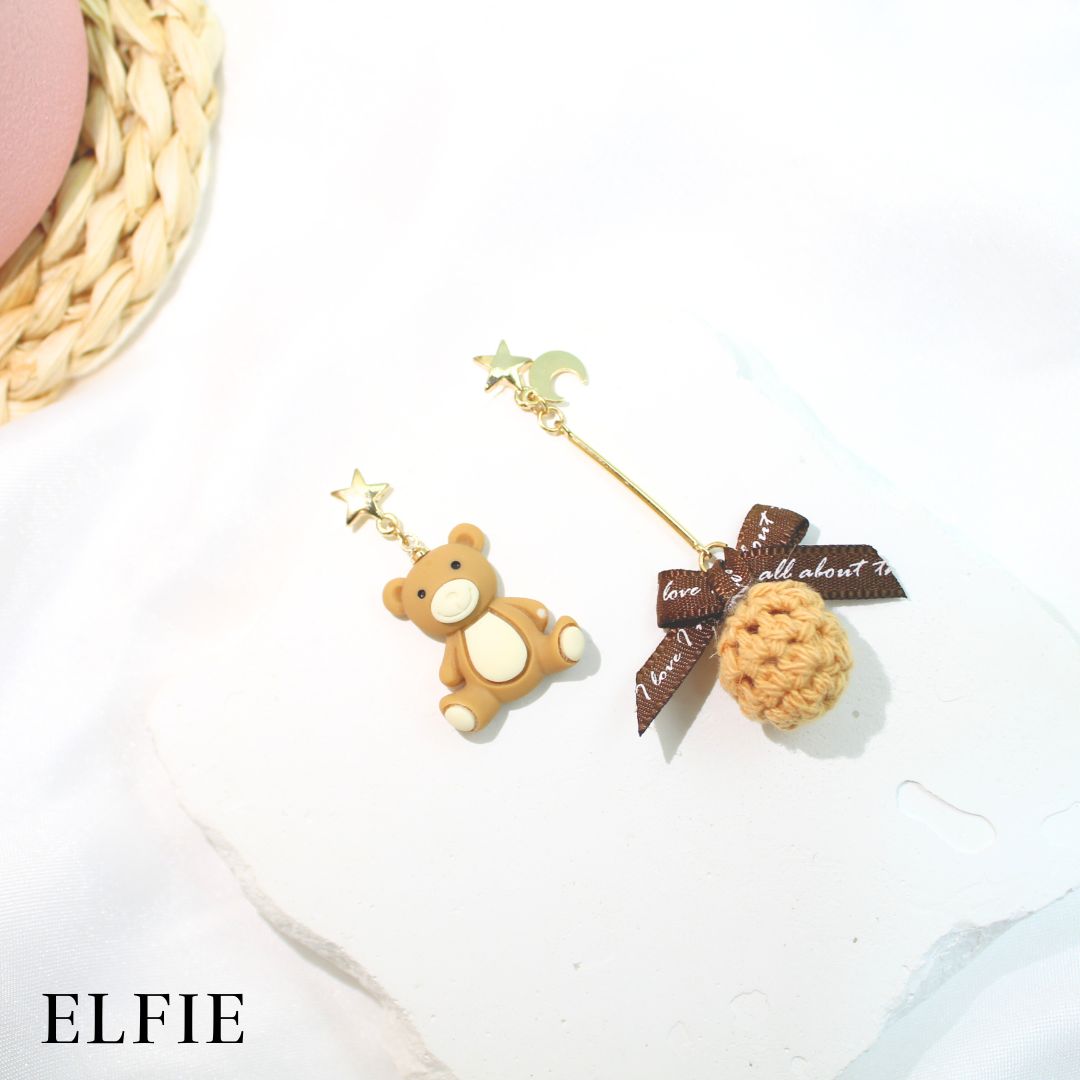 Teddy Crochet Ball Stud Earring