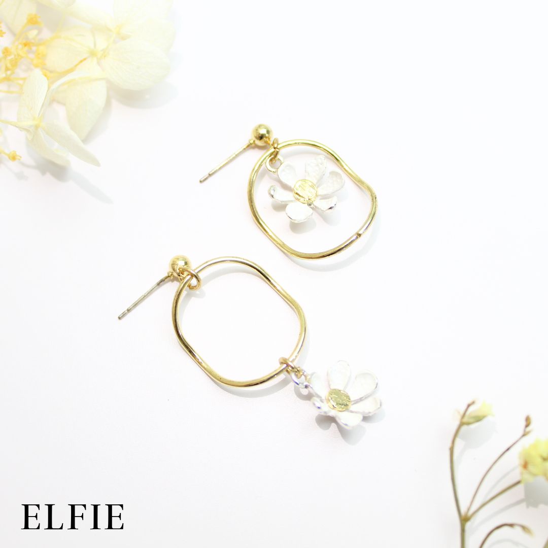 Authentic Daisy Flower Stud Earring