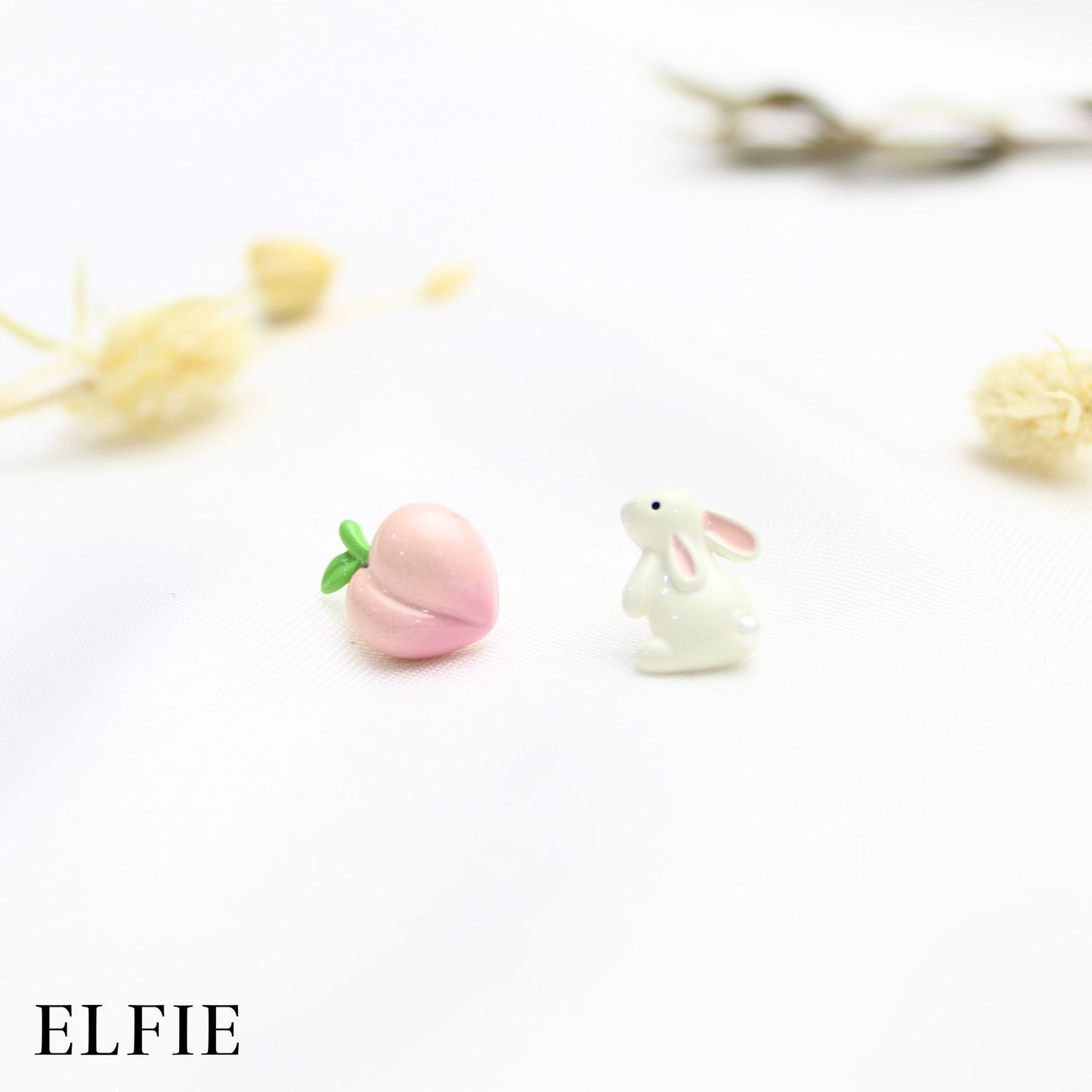 Rabbit N' The Peach Stud Earring