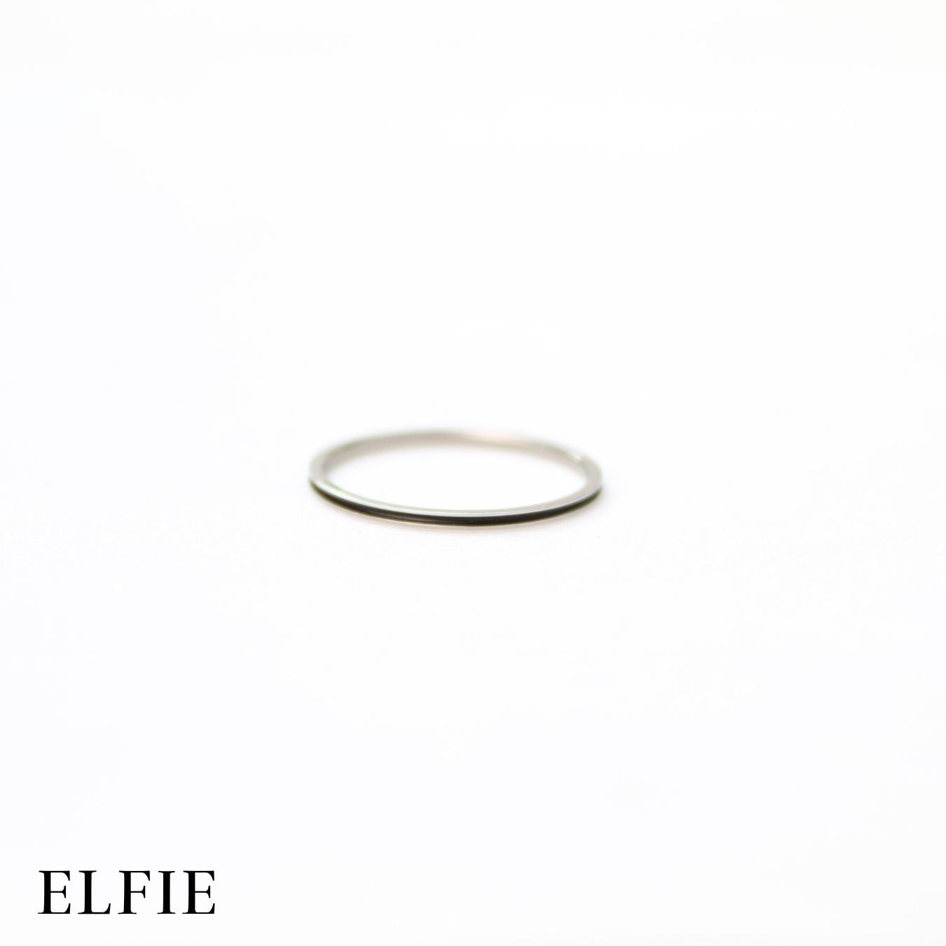 Blockline Thin Titanium Ring